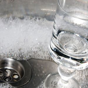 Commercial sink